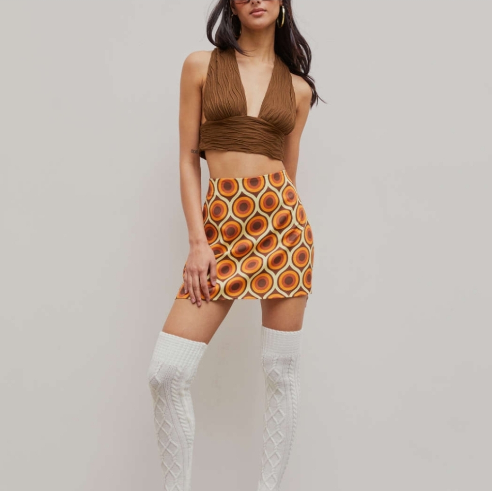 3/20$ ● CIDER Let's Groove Retro Patterned Mini Skirt ○ M